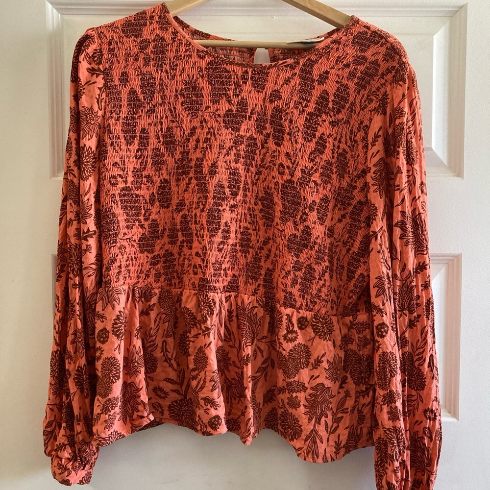 Universal thread peplum xxl puff sleeved smocked top